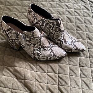 Snakeskin Patterned Ankle Boots size 10